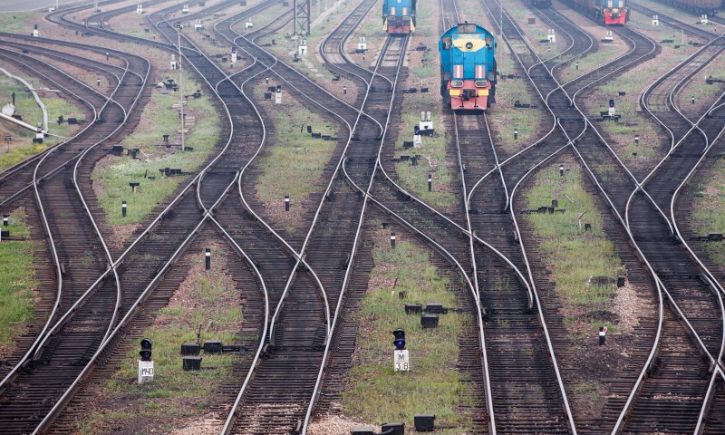 train-track.jpg